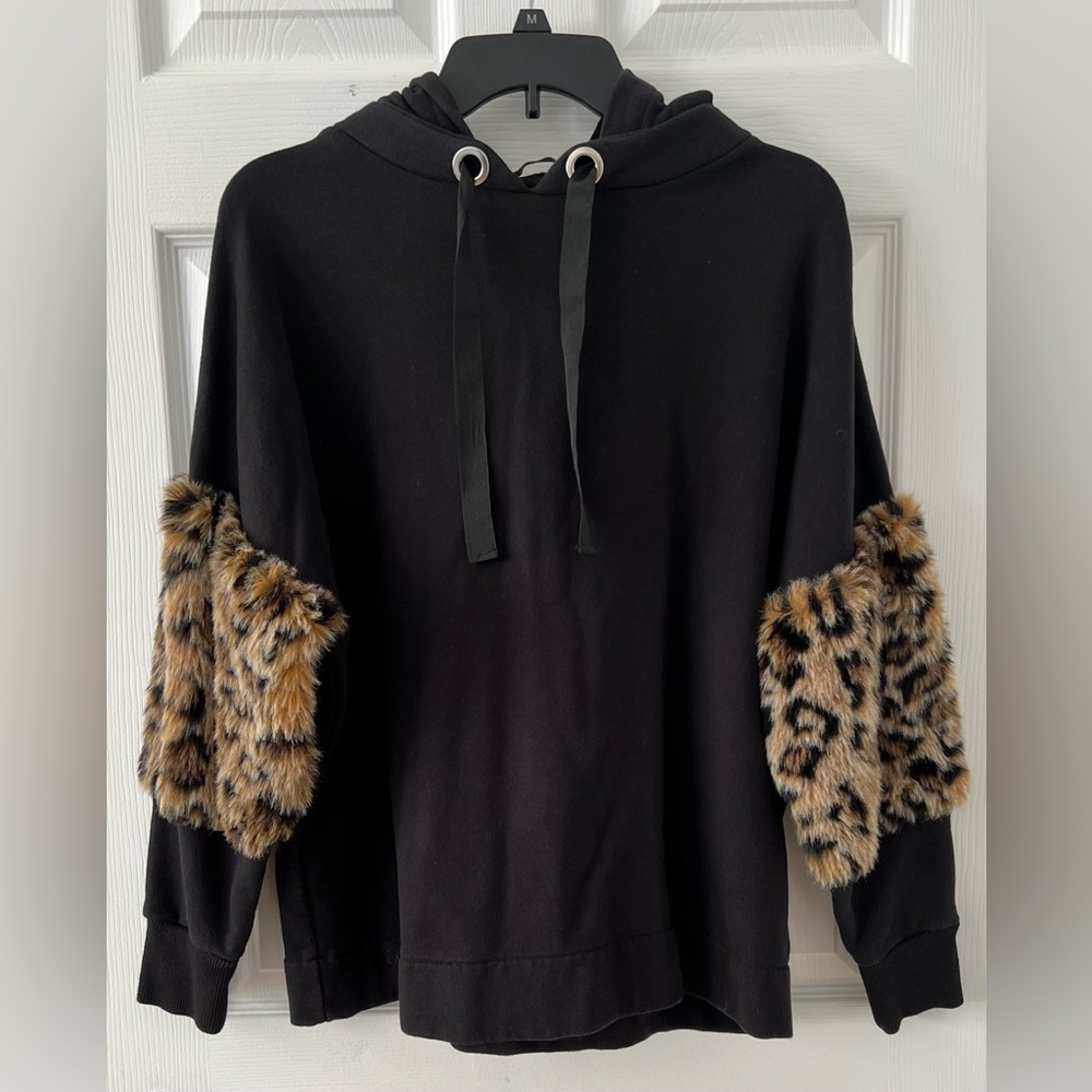 Zara Basic Collection Women Small Hoodie Black Sweatshirt Faux Leopard Sleeve
